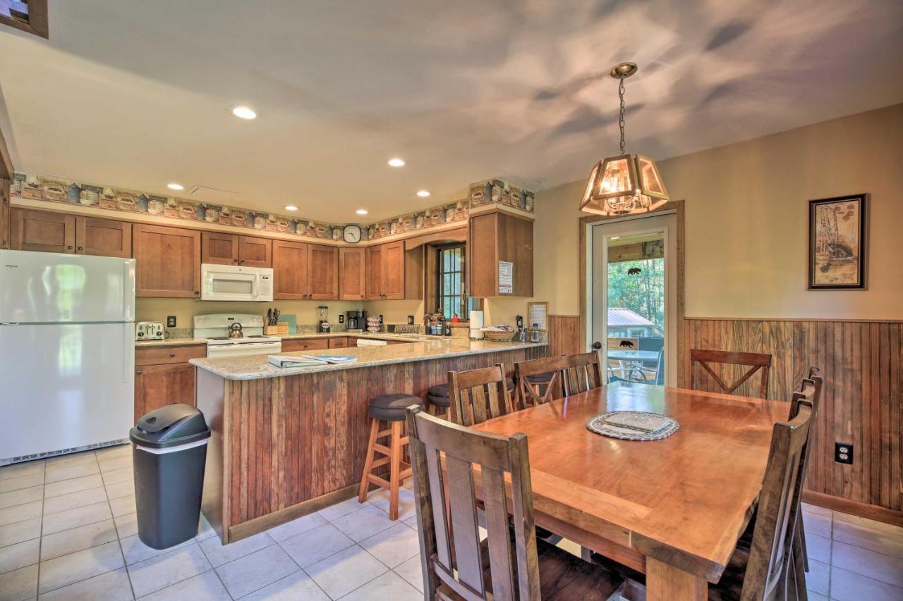 Lake Placid Chalet Deck And Forest Views! Exterior photo
